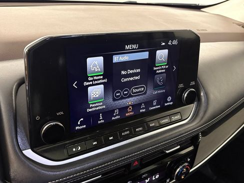 Used 2022 Nissan Rogue Platinum w/ Head-Up Display Package FWD image 24