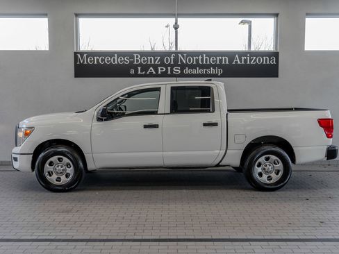 Used 2022 Nissan Titan S w/ S Utility Package image 2