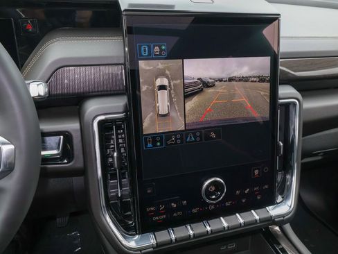 New 2026 GMC Yukon XL Elevation w/ Elevation Premium Package AWD/4WD image 20