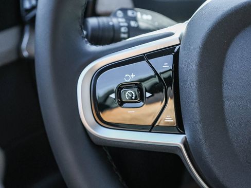 New 2026 Volvo XC90 T8 Plus w/ Protection Package Premier AWD/4WD image 33