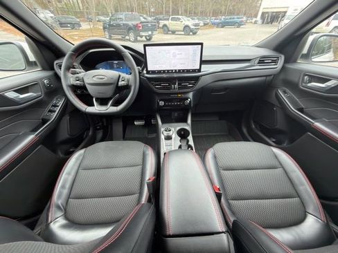 Used 2023 Ford Escape ST-Line Elite image 11