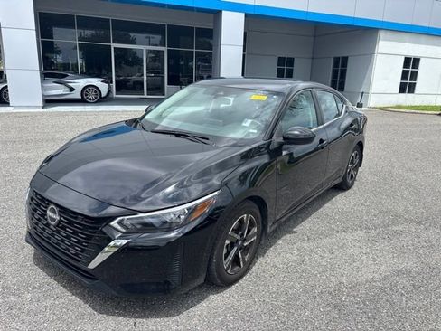 Used 2024 Nissan Sentra SV FWD image 1