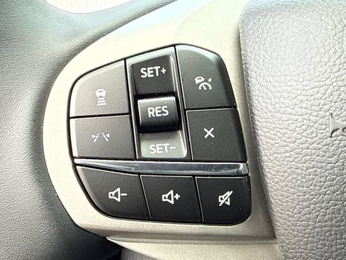 Used 2026 Ford Explorer Active w/ Active Comfort Package AWD/4WD image 27