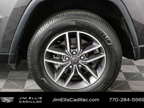 Used 2021 Jeep Grand Cherokee Limited RWD image 38