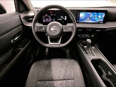 New 2026 Nissan Kicks SV w/ SV Premium Package FWD image 22