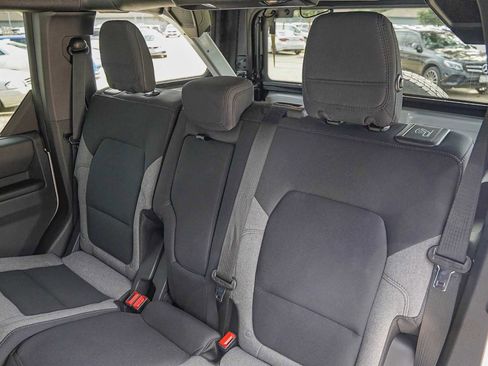 Used 2025 Ford Bronco Big Bend image 29