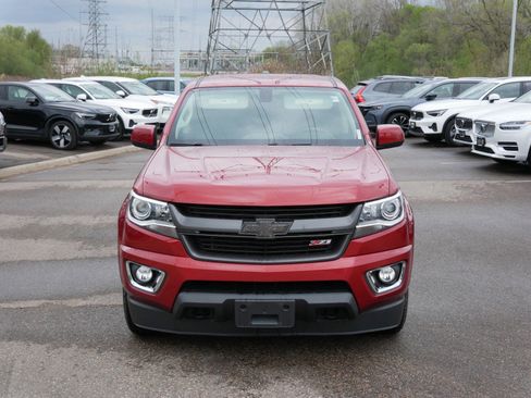 Used 2016 Chevrolet Colorado Z71 AWD/4WD image 2