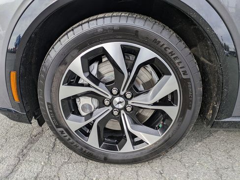 Used 2023 Ford Mustang Mach-E Premium image 9