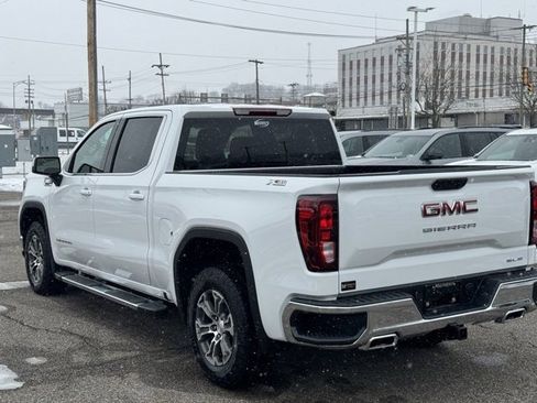New 2026 GMC Sierra 1500 SLE w/ X31 Off-Road Package image 3
