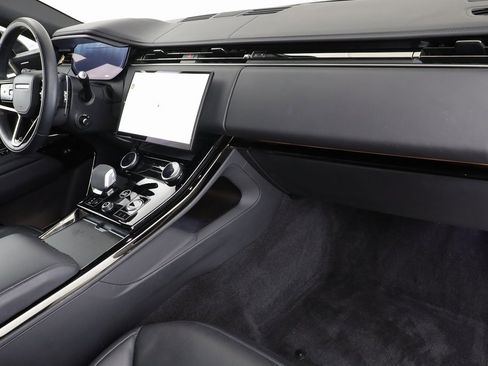 Used 2023 Land Rover Range Rover Sport SE Dynamic image 20