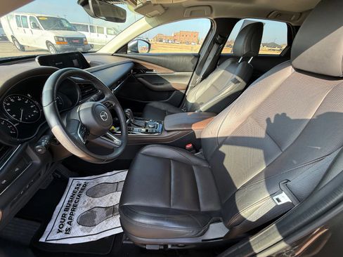 Used 2024 MAZDA CX-30 AWD 2.5 S w/ Premium Package image 9