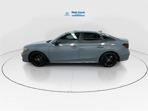 Used 2025 Honda Civic Sport image 7