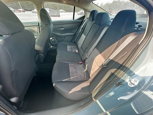Used 2024 Nissan Sentra SR FWD image 31