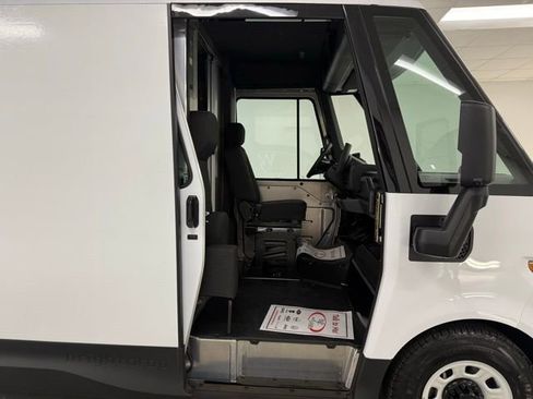 New 2026 Chevrolet Brightdrop 400 w/ Battery Pack, Max Range image 4