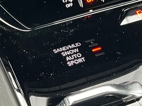 New 2026 Jeep Grand Wagoneer 4WD image 30