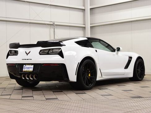 Used 2016 Chevrolet Corvette Z06 w/ 2LZ Preferred Equipment Group image 8