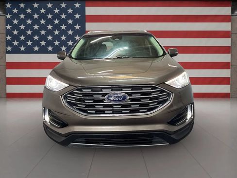 Used 2019 Ford Edge SEL w/ Equipment Group 201A AWD/4WD image 2