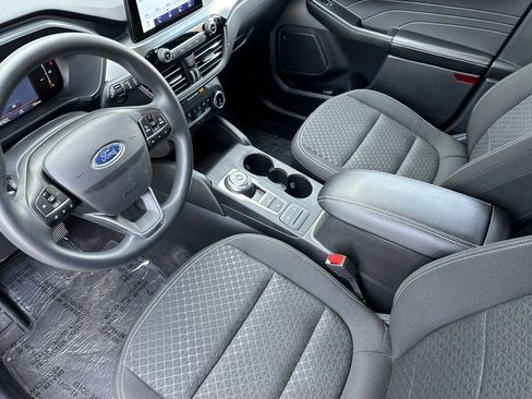 Used 2025 Ford Escape Active image 10