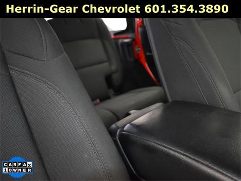 Used 2018 Jeep Wrangler Unlimited Sport image 25