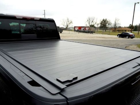 Used 2024 Chevrolet Silverado 2500 LTZ w/ LTZ Convenience Package image 37