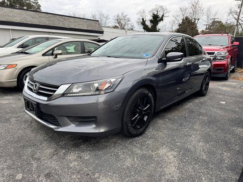 Used 2015 Honda Accord LX image 2