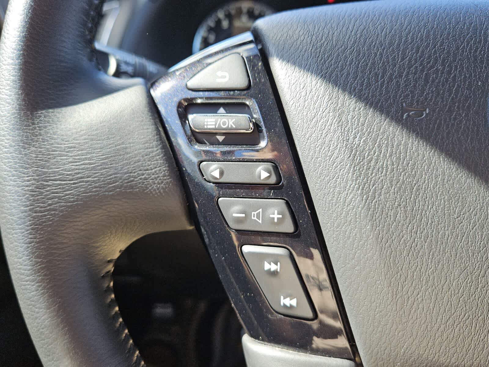 Used 2022 Nissan Armada SL w/ Midnight Edition Package RWD image 13