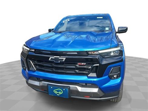 Certified 2023 Chevrolet Colorado Z71 w/ Z71 Convenience Package 2 image 1