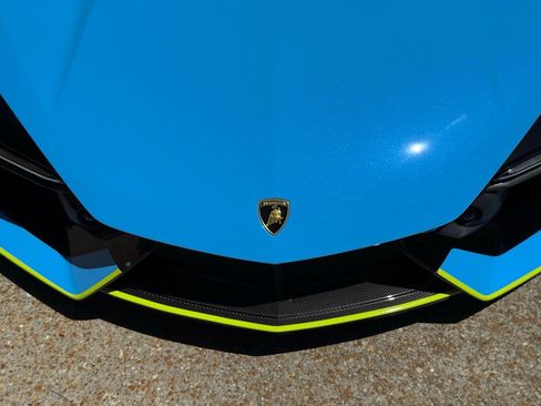 Used 2024 Lamborghini Revuelto AWD/4WD image 25