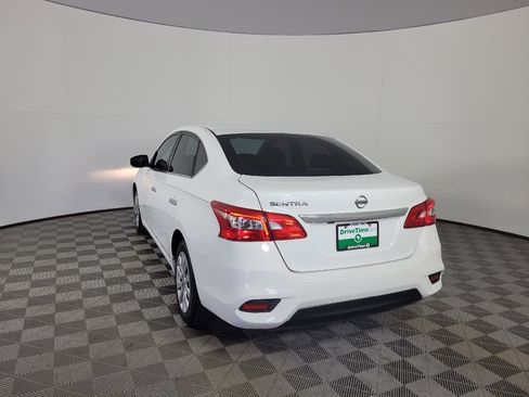 Used 2019 Nissan Sentra S FWD image 5