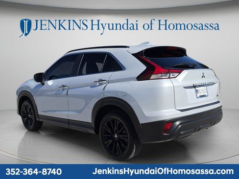 Used 2024 Mitsubishi Eclipse Cross AWD image 6