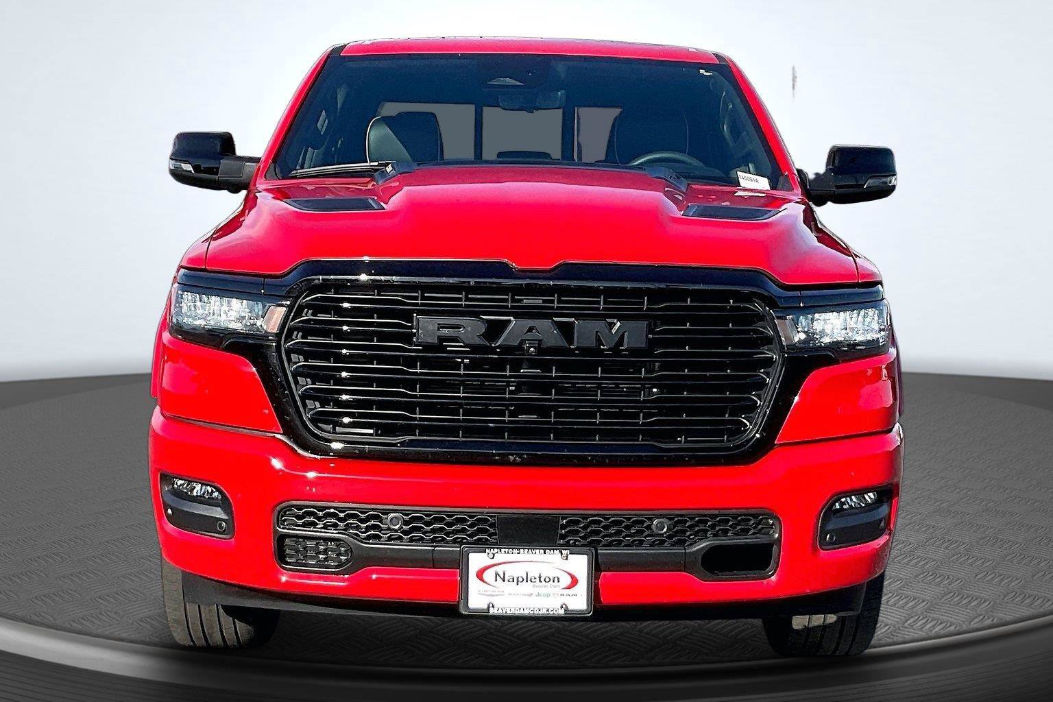 Used 2025 RAM 1500 Laramie w/ Night Edition AWD/4WD image 3