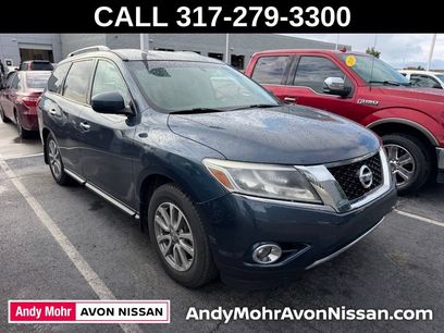 Used 2015 Nissan Pathfinder SV w/ Trailer Tow Package