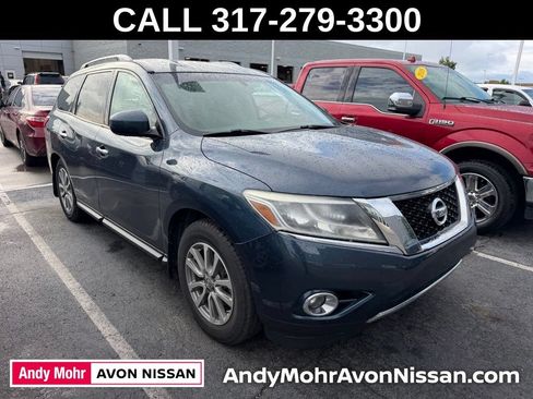 Used 2015 Nissan Pathfinder SV w/ Trailer Tow Package FWD image 1
