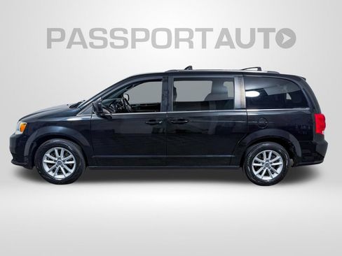 Used 2019 Dodge Grand Caravan SXT FWD image 10