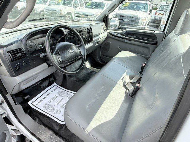 Used 2006 Ford F250 XL RWD image 11