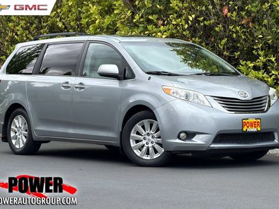 Used 2013 Toyota Sienna XLE