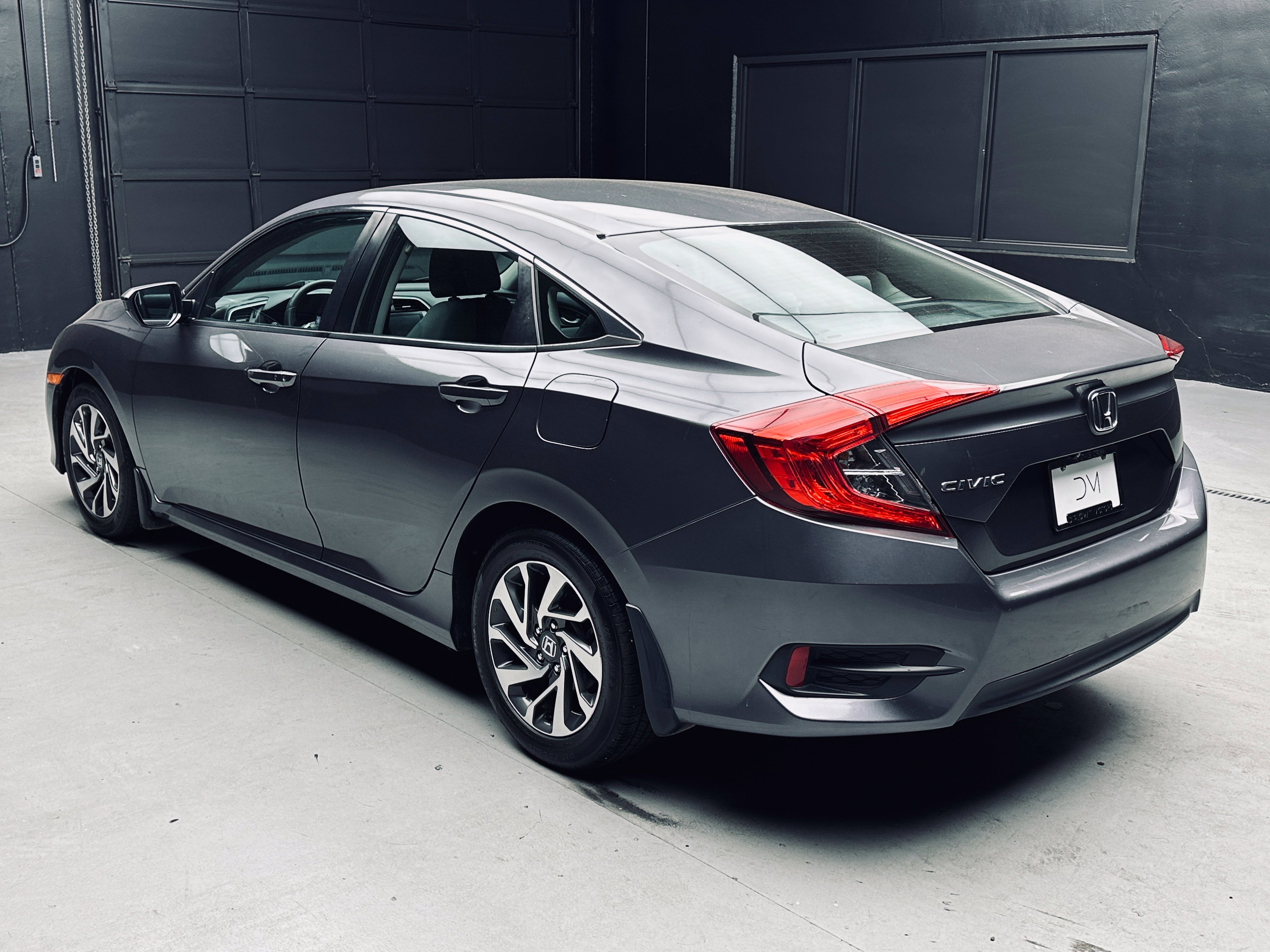 Used 2016 Honda Civic EX image 4