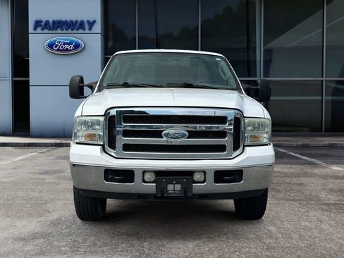 Used 2006 Ford F250 4x4 Crew Cab Super Duty image 3