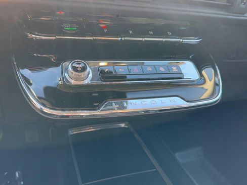 Certified 2023 Lincoln Corsair Reserve image 17