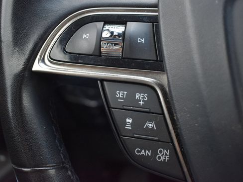 Used 2019 Lincoln Nautilus Reserve AWD/4WD image 19