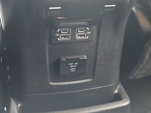Used 2023 Jeep Wrangler Unlimited Sahara w/ Cold Weather Group AWD/4WD image 23