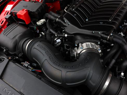 Used 2025 Ford Mustang GT Premium w/ GT Performance Package RWD image 18