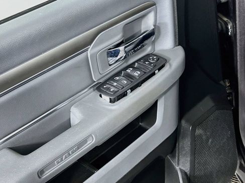 Used 2019 RAM 1500 Big Horn AWD/4WD image 17