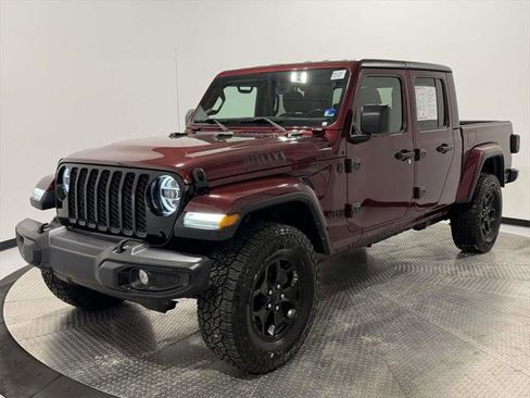Certified 2022 Jeep Gladiator Willys image 3