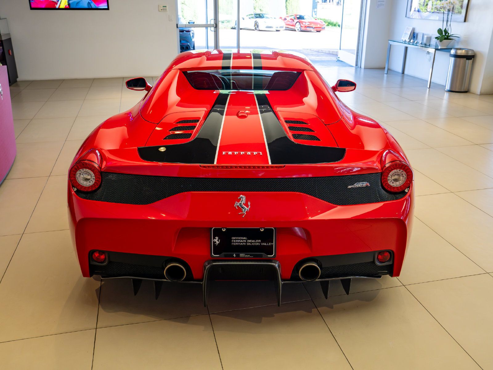 Used 2015 Ferrari 458 Speciale A RWD image 29