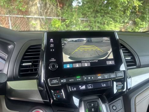 Used 2022 Honda Odyssey EX-L image 24