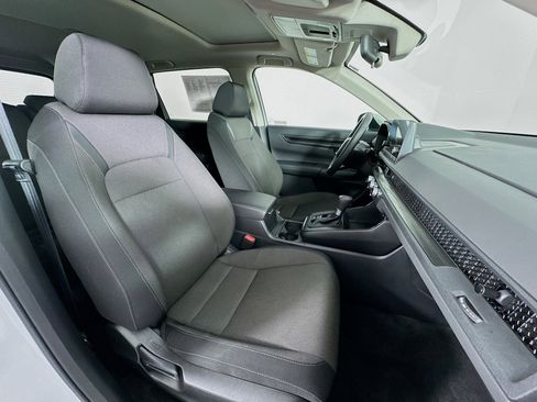 Certified 2024 Honda CR-V EX image 28