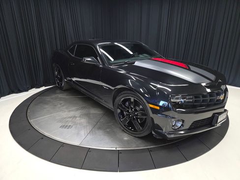Used 2012 Chevrolet Camaro SS w/ 45th Anniversary Package RWD image 56
