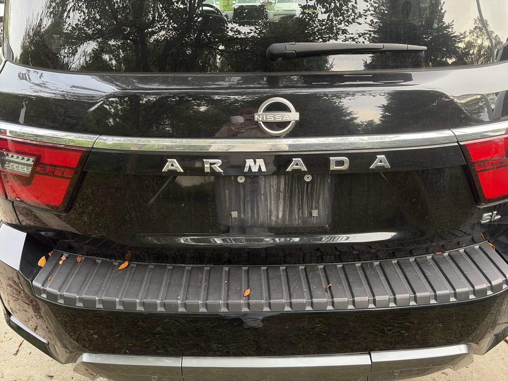 Used 2022 Nissan Armada SL w/ Captain's Chairs Package AWD/4WD image 33