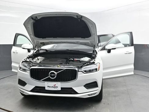 Used 2021 Volvo XC60 T6 Momentum AWD/4WD image 55